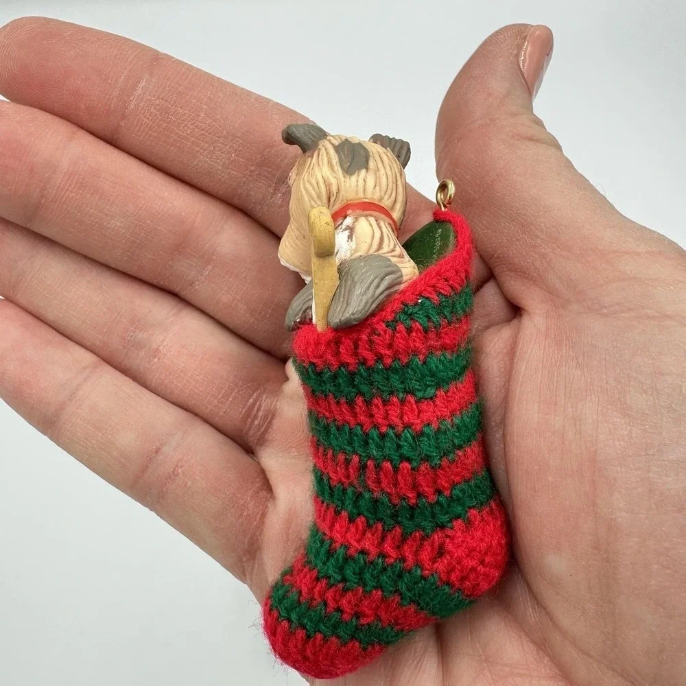Hallmark keepsake dog